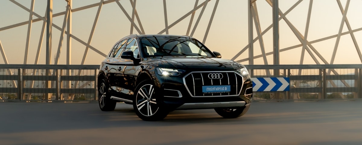 Audi Q5 - Upscale